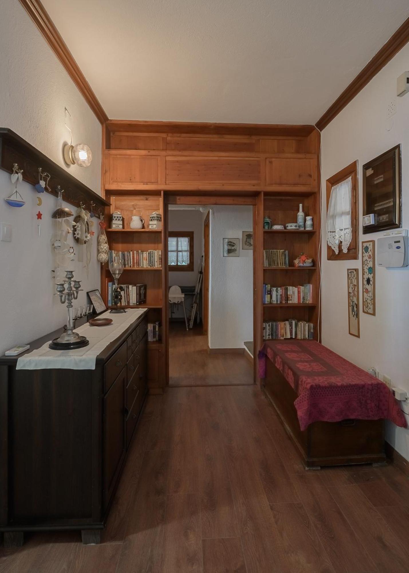 Squirrel Beach Front Villa, Metamorfosi Exterior foto
